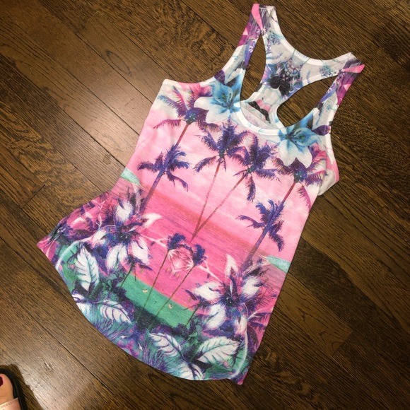 💋💋3 for $20 💋💋Express Tropical razor back tank - Picture 3 of 7